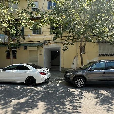 Host Apartament Elio Tirana Zewnętrze zdjęcie