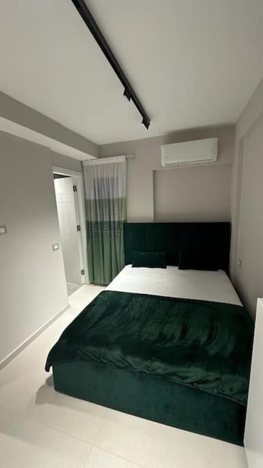 Host Apartament Elio Tirana Zewnętrze zdjęcie