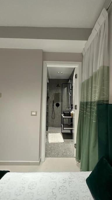 Host Apartament Elio Tirana Zewnętrze zdjęcie
