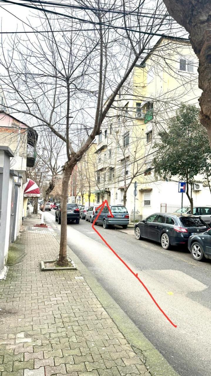 Host Apartament Elio Tirana Zewnętrze zdjęcie